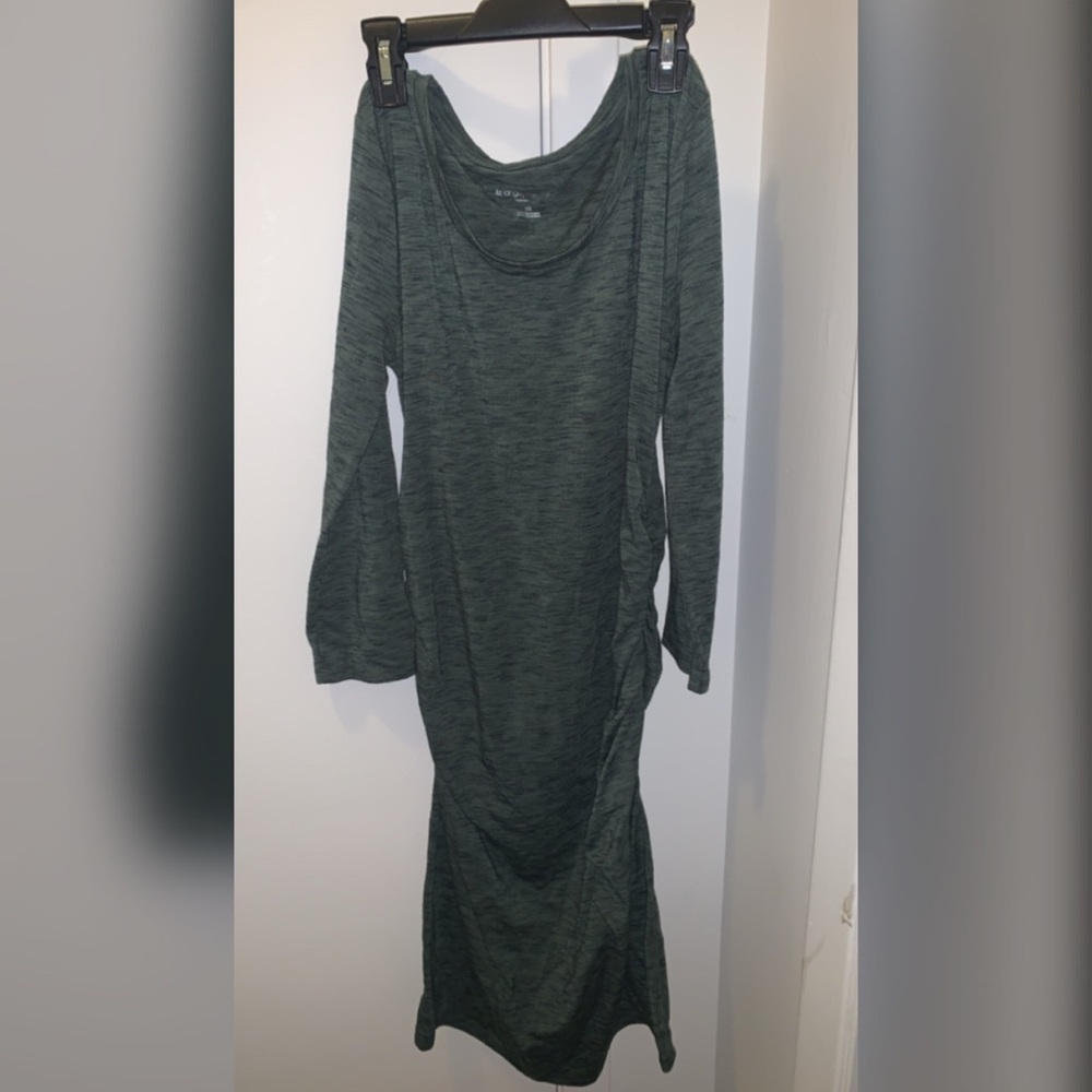 Green maternity dress